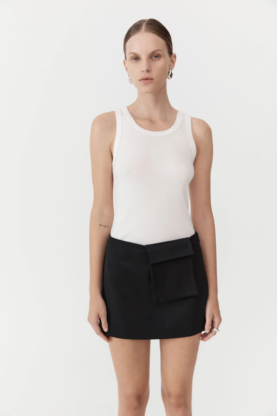 ST.AGNI UTILITARIAN POCKET MINI SKIRT BLACK SALT CLOTHING